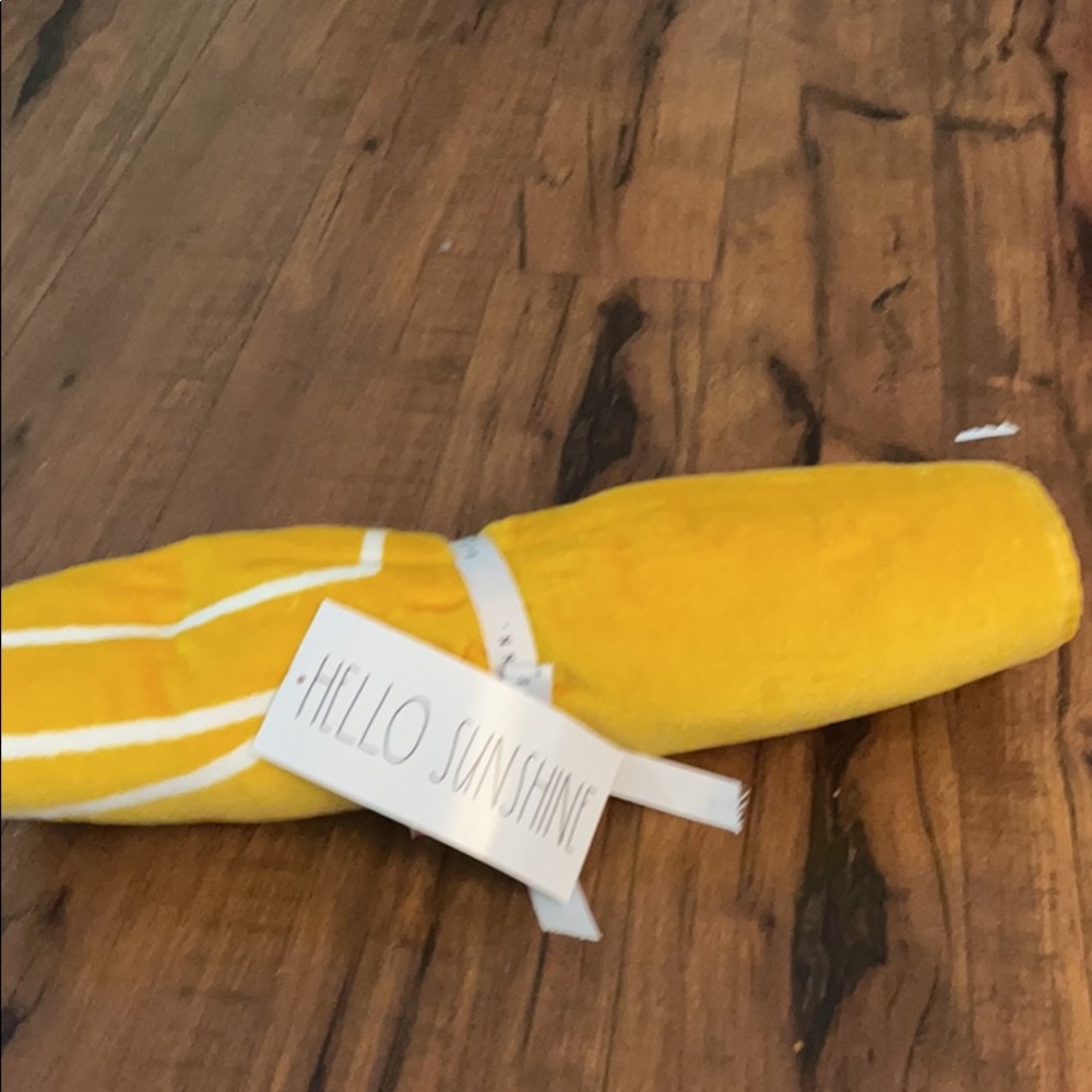 Rae dunn 36x68 hello sunshine beach towel